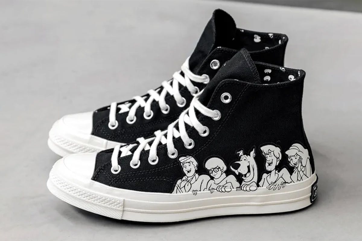 scooby doo converse black and white